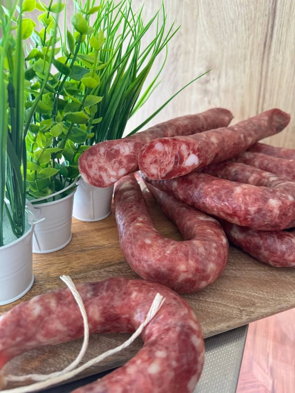 Колбаса сыровяленая свиная